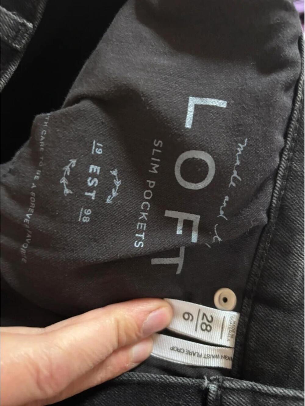 LOFT High Waist Flare Crop Jeans in Black size 6 - Picture 5 of 5